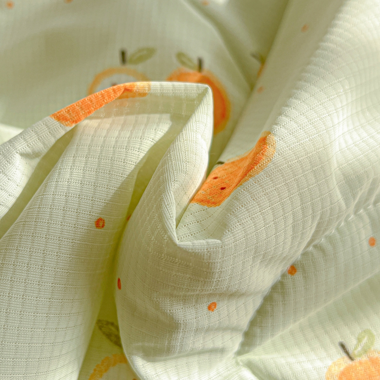 91家纺网 家纺一手货源 找家纺 富米莱（原臻工厂） 2026新款高奢维密花边冰肤格凉感夏凉被床盖夏被空调被四件套 夏被床盖-小蜜橘