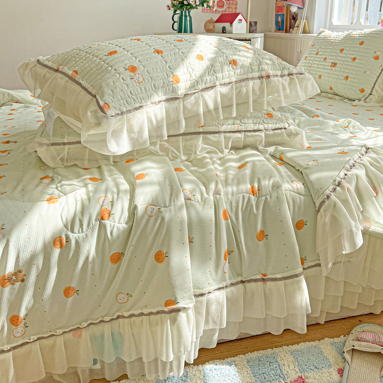 91家纺网 家纺一手货源 找家纺 富米莱（原臻工厂） 2026新款高奢维密花边冰肤格凉感夏凉被床盖夏被空调被四件套 夏被床盖-小蜜橘