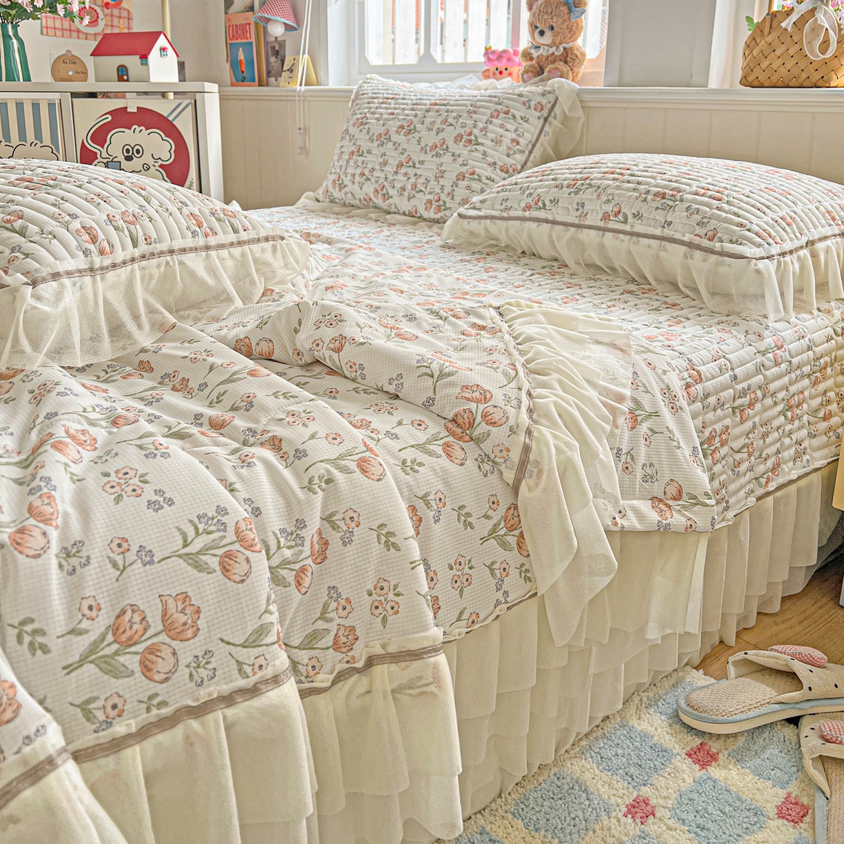 91家纺网 家纺一手货源 找家纺 富米莱（原臻工厂） 2026新款高奢维密花边冰肤格凉感夏凉被床盖夏被空调被四件套 夏被床盖-郁金香