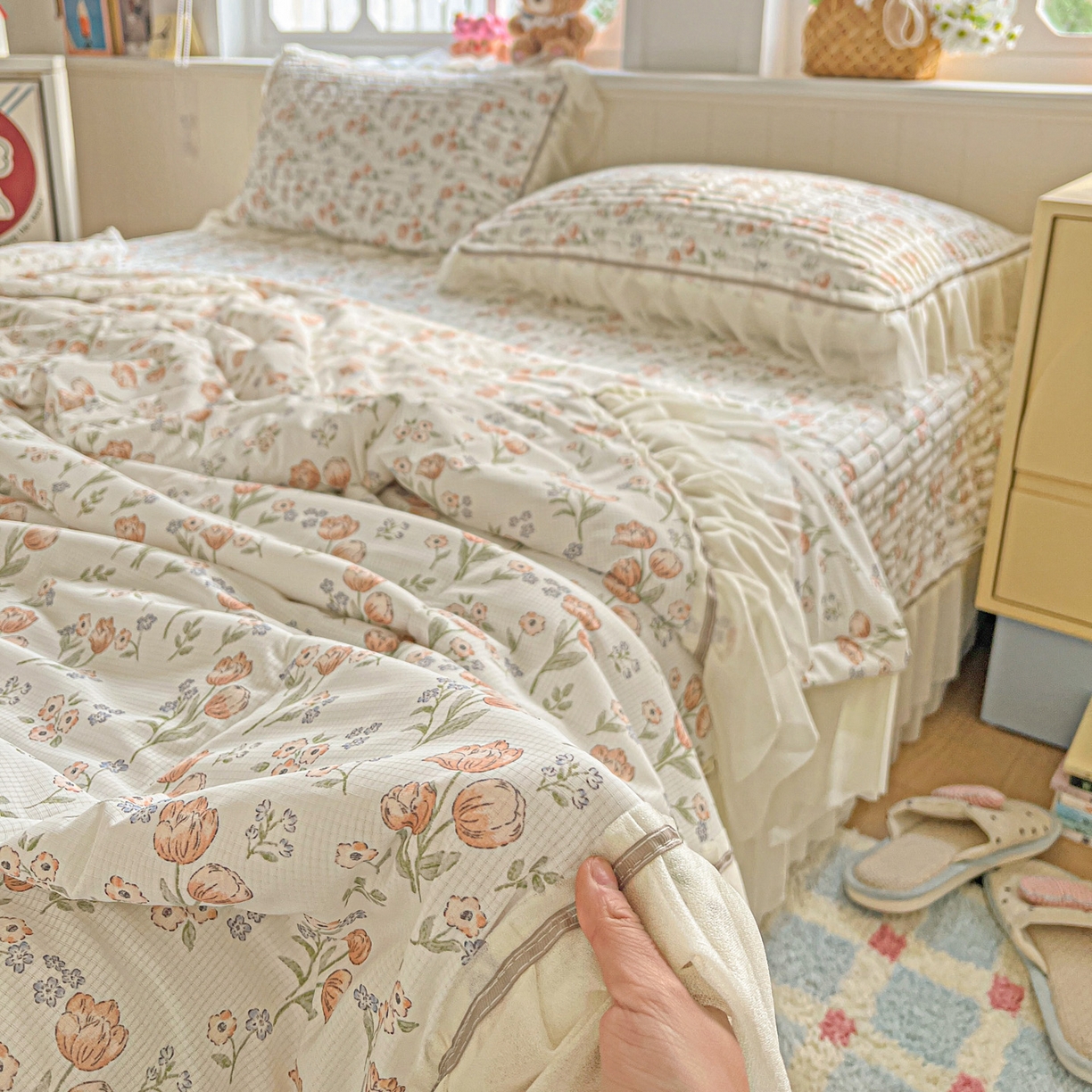 91家纺网 家纺一手货源 找家纺 富米莱（原臻工厂） 2026新款高奢维密花边冰肤格凉感夏凉被床盖夏被空调被四件套 夏被床盖-郁金香