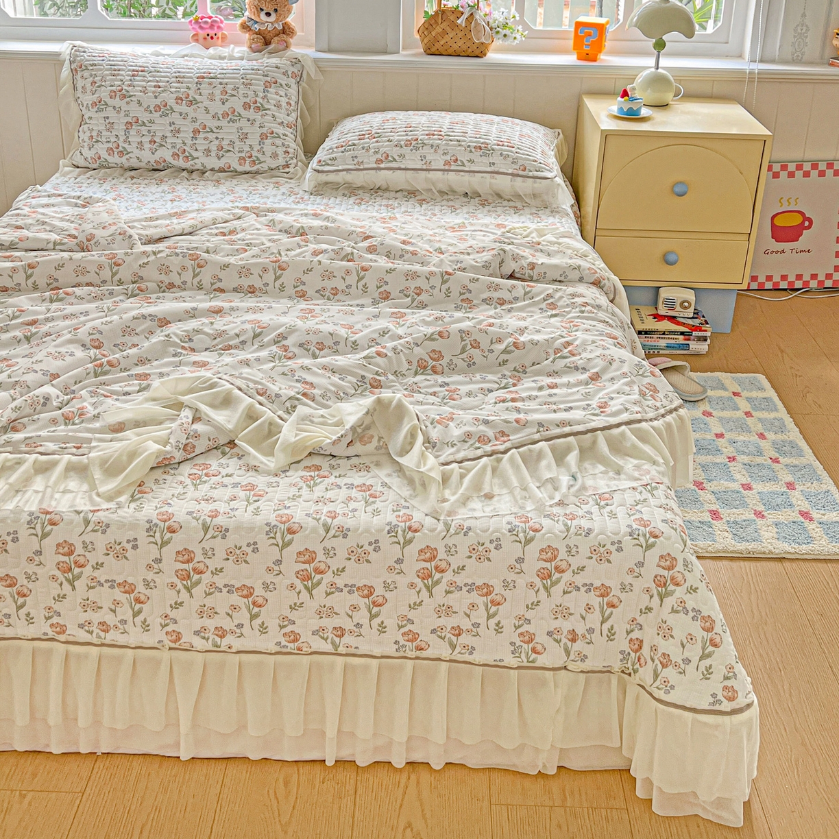 91家纺网 家纺一手货源 找家纺 富米莱（原臻工厂） 2026新款高奢维密花边冰肤格凉感夏凉被床盖夏被空调被四件套 夏被床盖-郁金香