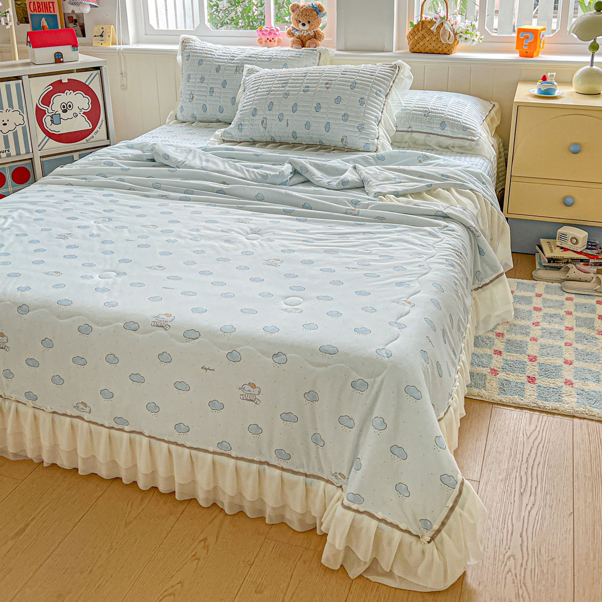 91家纺网 家纺一手货源 找家纺 富米莱（原臻工厂） 2026新款高奢维密花边冰肤格凉感夏凉被床盖夏被空调被四件套 夏被床盖-云间小象