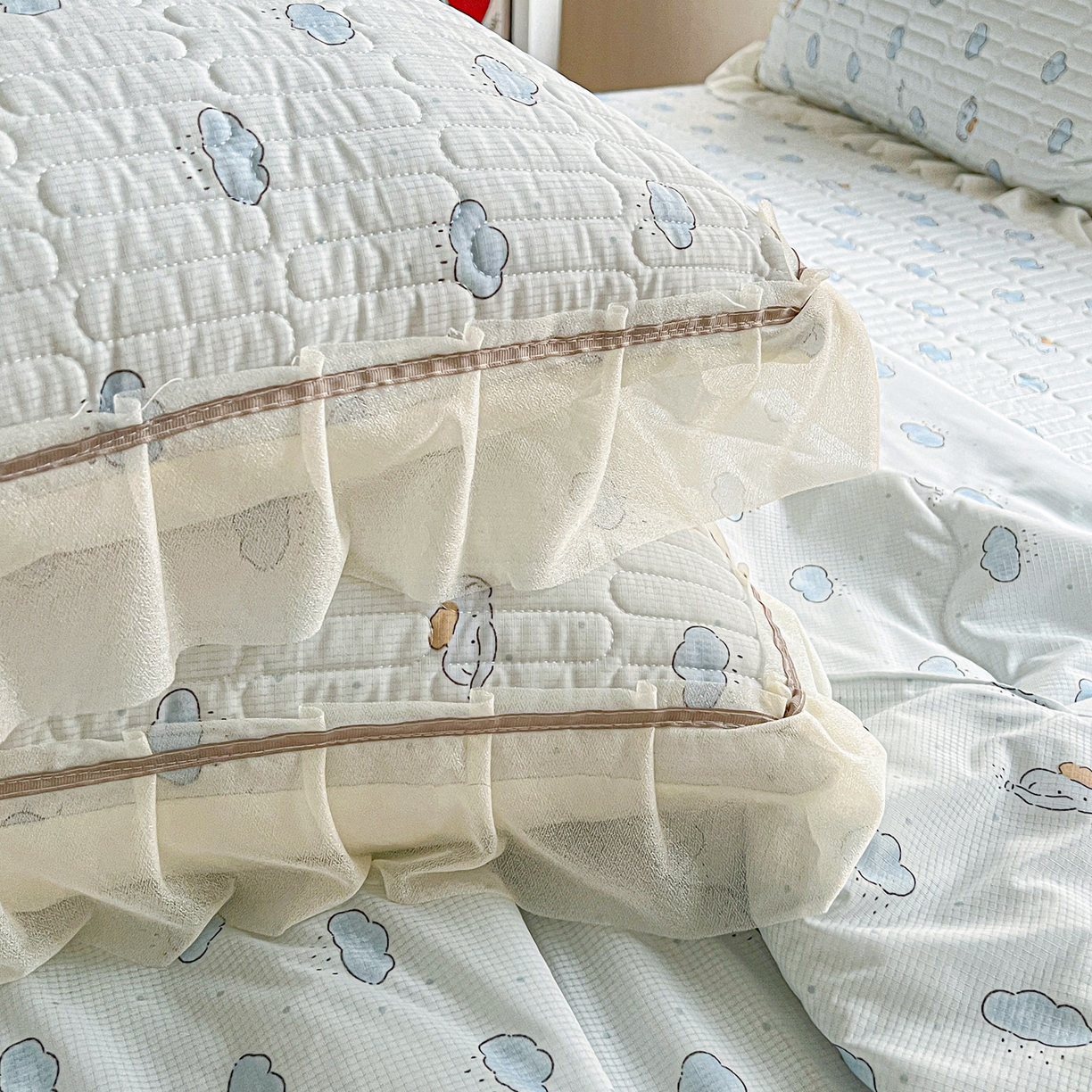 91家纺网 家纺一手货源 找家纺 富米莱（原臻工厂） 2026新款高奢维密花边冰肤格凉感夏凉被床盖夏被空调被四件套 夏被床盖-云间小象