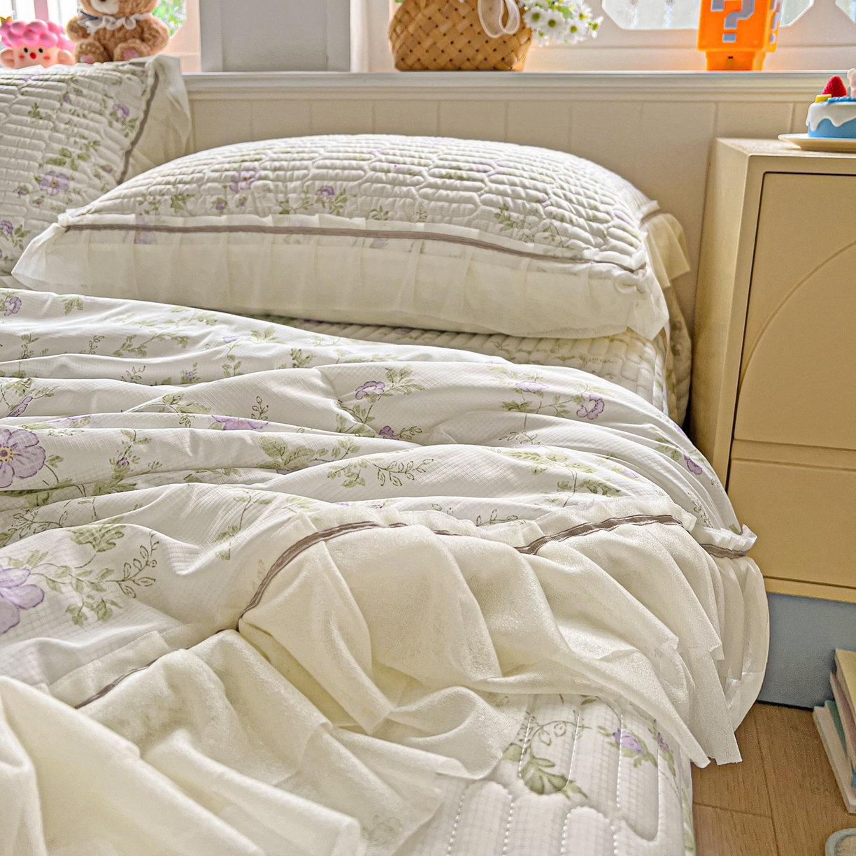 91家纺网 家纺一手货源 找家纺 富米莱（原臻工厂） 2026新款高奢维密花边冰肤格凉感夏凉被床盖夏被空调被四件套 夏被床盖-紫雾花田