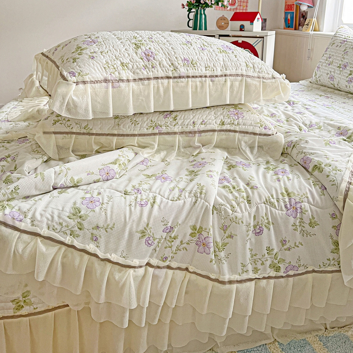 91家纺网 家纺一手货源 找家纺 富米莱（原臻工厂） 2026新款高奢维密花边冰肤格凉感夏凉被床盖夏被空调被四件套 夏被床盖-紫雾花田