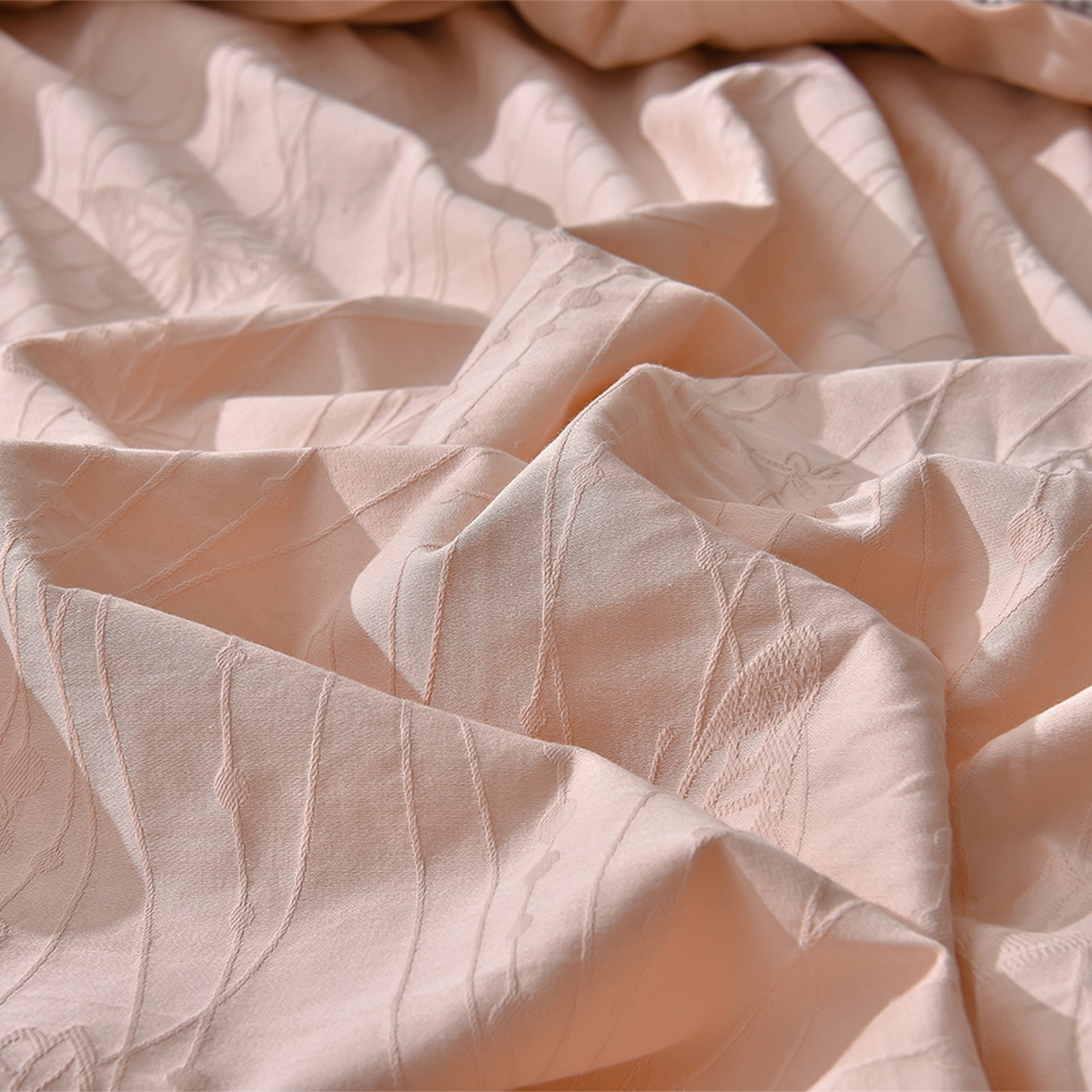 91家纺网 家纺一手货源 找家纺 炫拼家纺 2026新款A类60支水洗棉立体浮雕提花全棉四件套-幻蝶系列 幻蝶-浪漫粉