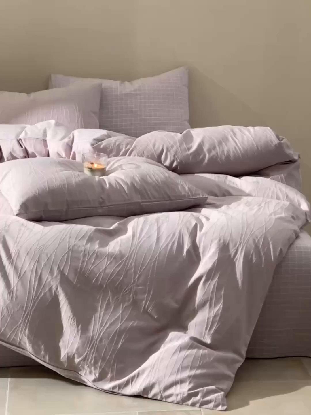 91家纺网 家纺一手货源 找家纺 炫拼家纺 2026新款A类60支水洗棉立体浮雕提花全棉四件套-幻蝶系列 幻蝶-梦幻紫