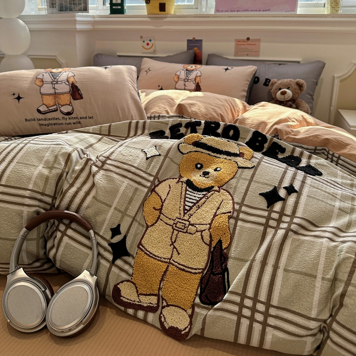 91家纺网 家纺一手货源 找家纺 （总）花伞家居 2026新款老钱学院风毛巾绣双层纱加厚四件套