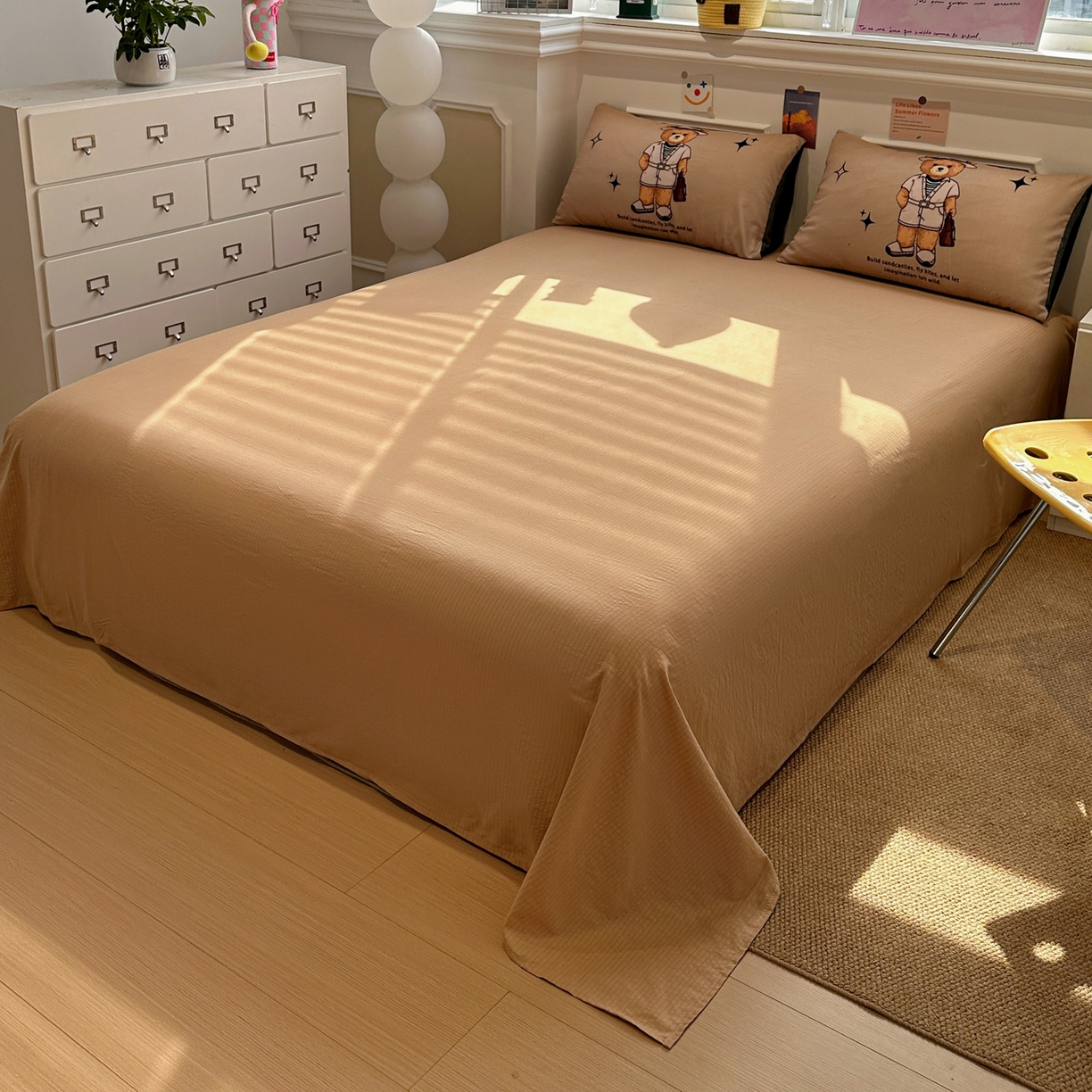 91家纺网 家纺一手货源 找家纺 花伞家居 2026新款老钱学院风毛巾绣双层纱加厚四件套 英伦格纹-瑞特