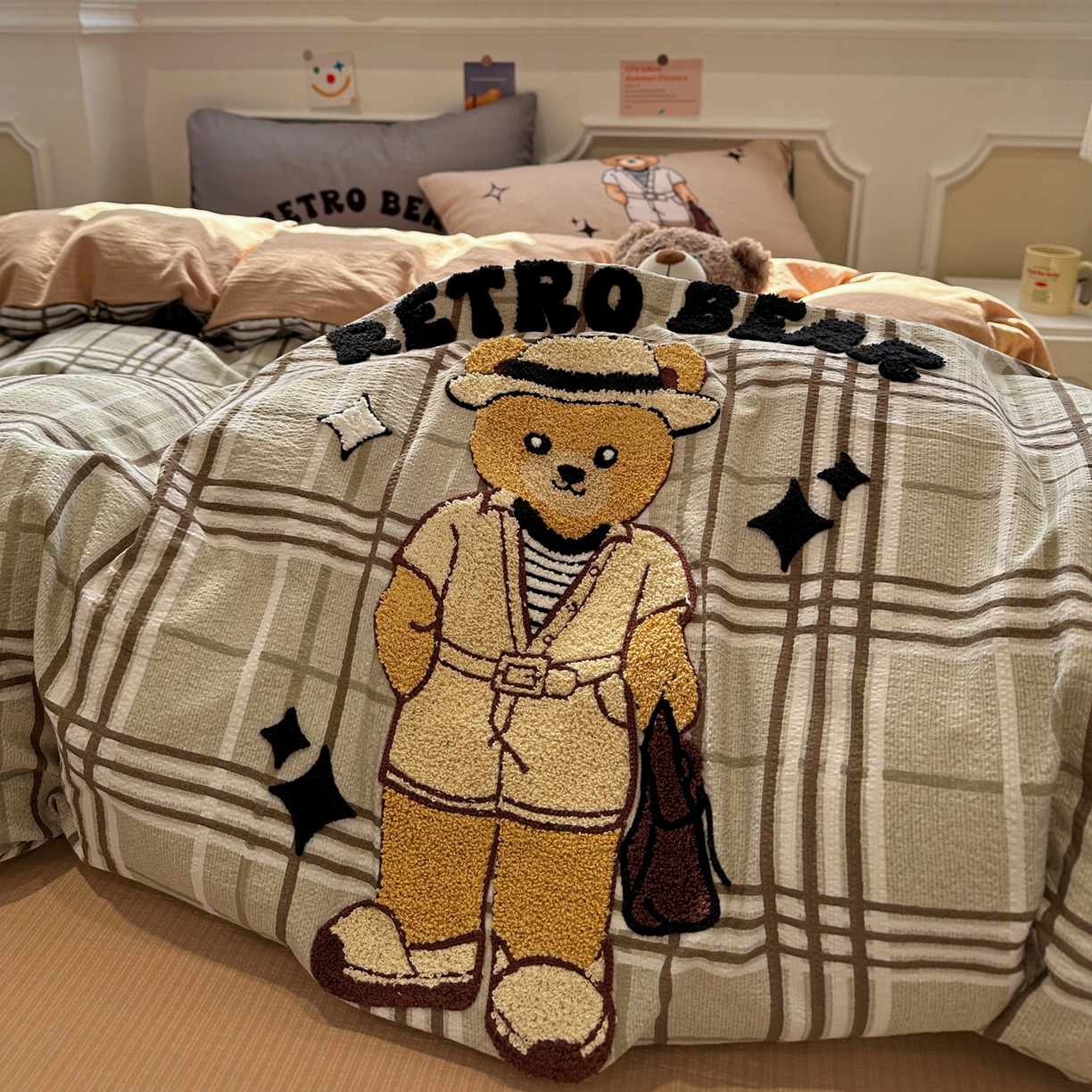 91家纺网 家纺一手货源 找家纺 花伞家居 2026新款老钱学院风毛巾绣双层纱加厚四件套 英伦格纹-瑞特