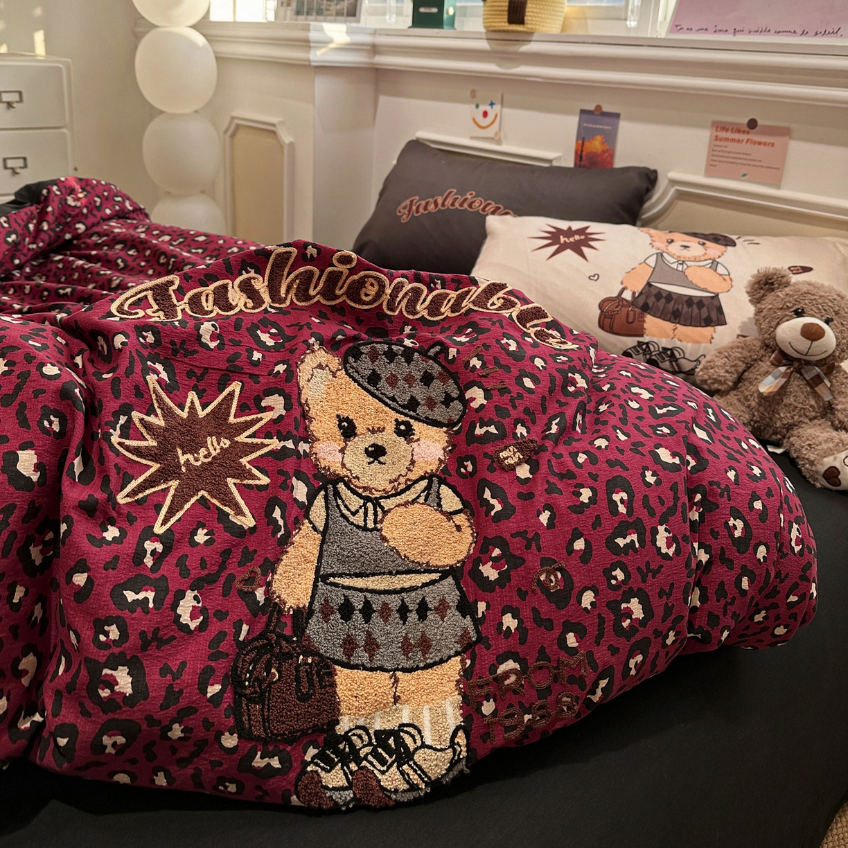 91家纺网 家纺一手货源 找家纺 花伞家居 2026新款老钱学院风毛巾绣双层纱加厚四件套 热情豹纹-露丝