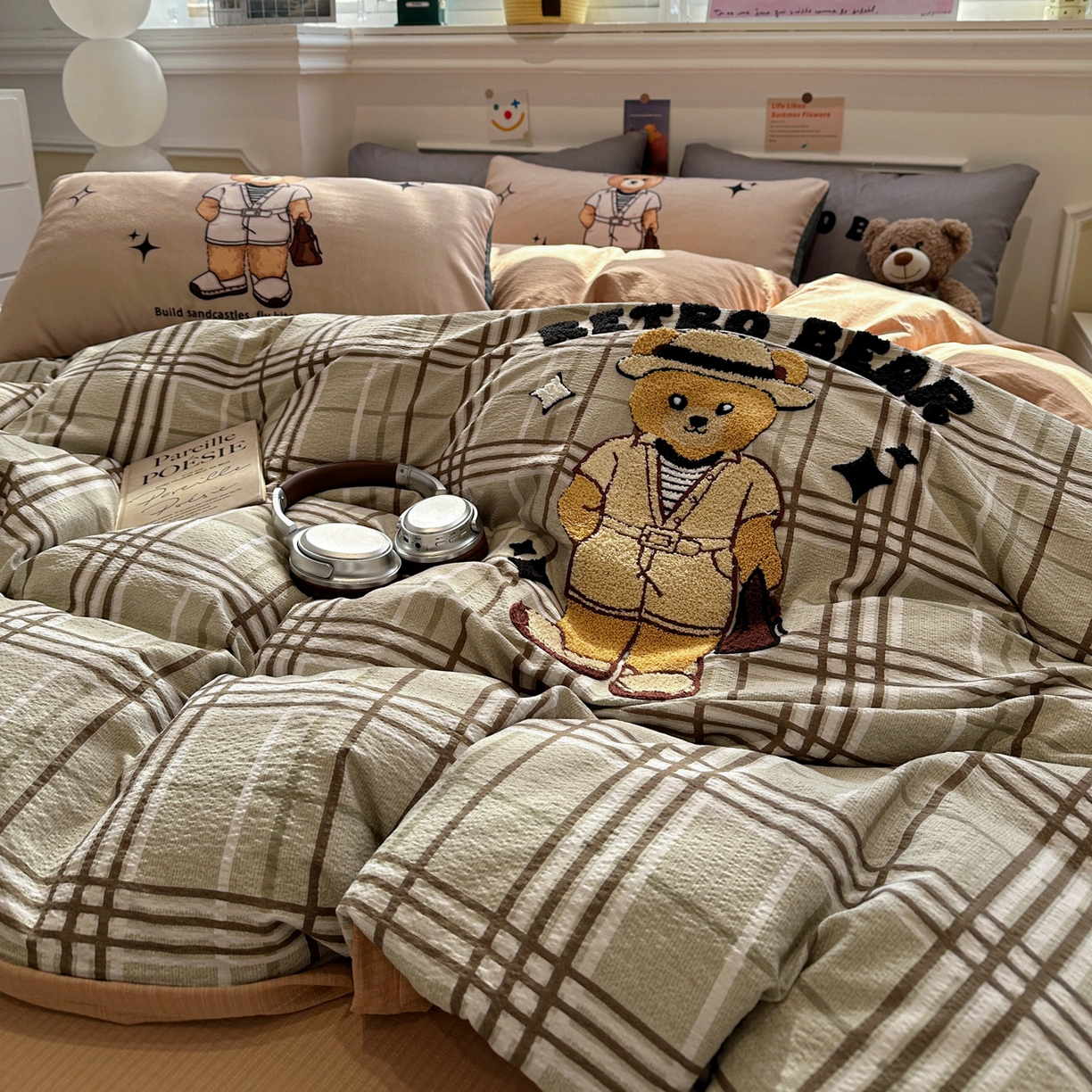 91家纺网 家纺一手货源 找家纺 花伞家居 2026新款老钱学院风毛巾绣双层纱加厚四件套 英伦格纹-瑞特