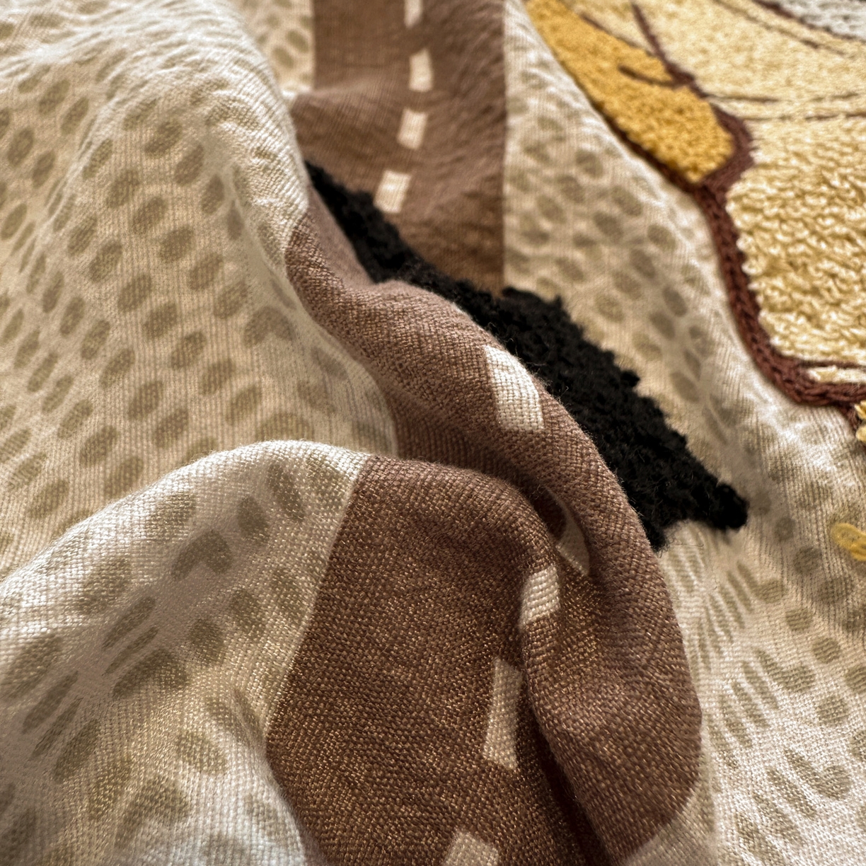 91家纺网 家纺一手货源 找家纺 花伞家居 2026新款老钱学院风毛巾绣双层纱加厚四件套 日系条纹-瑞特