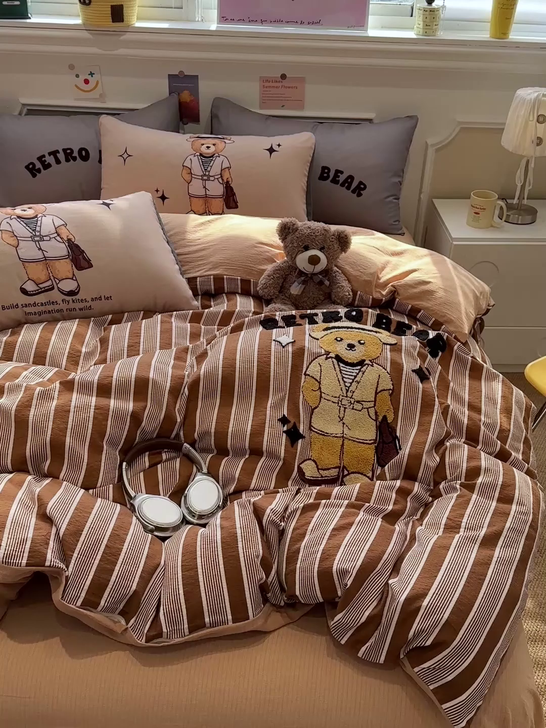 91家纺网 家纺一手货源 找家纺 花伞家居 2026新款老钱学院风毛巾绣双层纱加厚四件套 复古棕竖条-瑞特