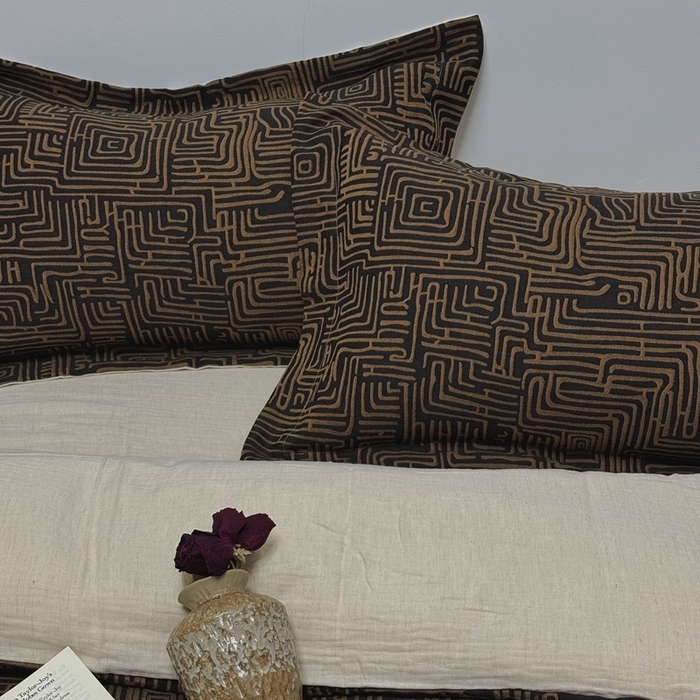 91家纺网 家纺一手货源 找家纺 双层纱家居 2025新款AB版A版棉麻B版棉麻双层纱棉麻四件套20%麻-凯撒 凯撒-黑金色