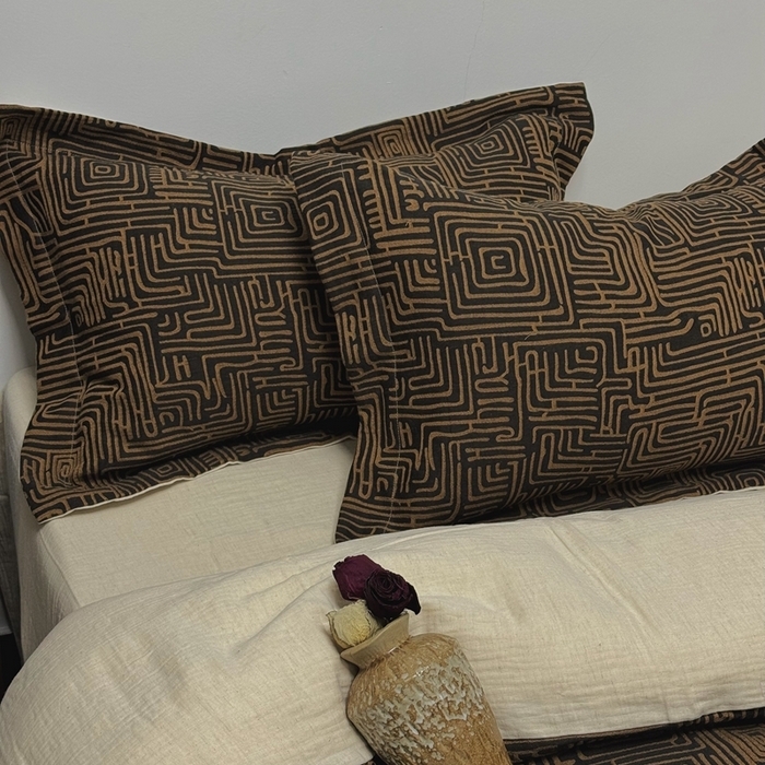 91家纺网 家纺一手货源 找家纺 双层纱家居 2025新款AB版A版棉麻B版棉麻双层纱棉麻四件套20%麻-凯撒 凯撒-黑金色