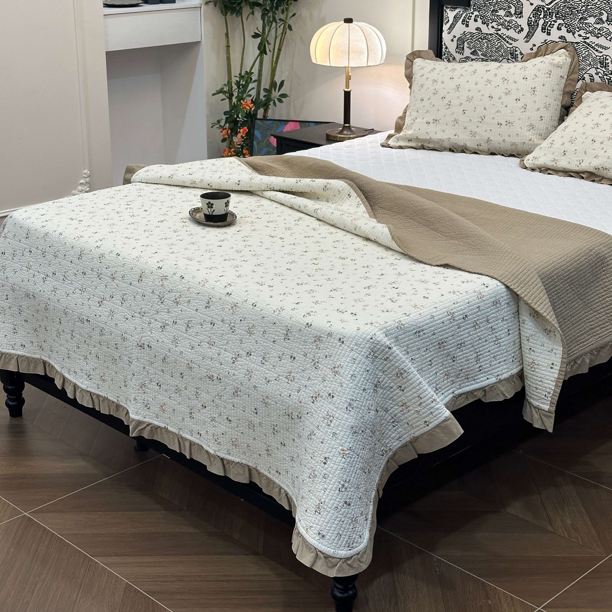 91家纺网 家纺一手货源 找家纺 （总）床盖工厂店 2026新款小花边双面全棉填充棉花床盖三件套