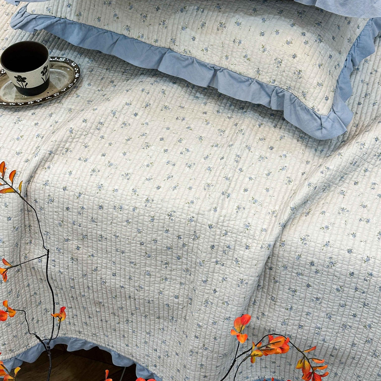 91家纺网 家纺一手货源 找家纺 床盖工厂店 2026新款小花边双面全棉填充棉花床盖三件套 虹光兰花（兰）