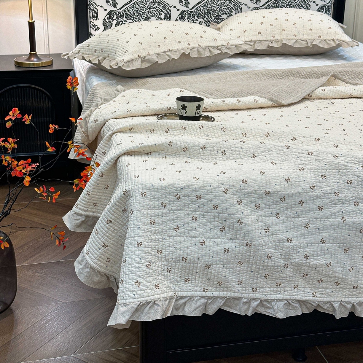 91家纺网 家纺一手货源 找家纺 床盖工厂店 2026新款小花边双面全棉填充棉花床盖三件套 曼城蝴蝶