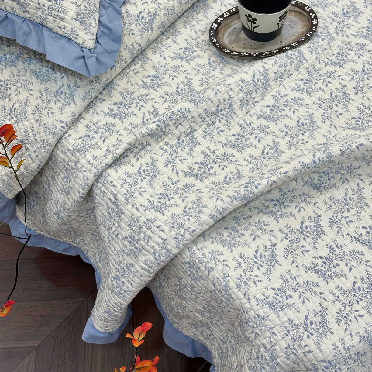 91家纺网 家纺一手货源 找家纺 床盖工厂店 2026新款小花边双面全棉填充棉花床盖三件套 瑞莎（蓝）