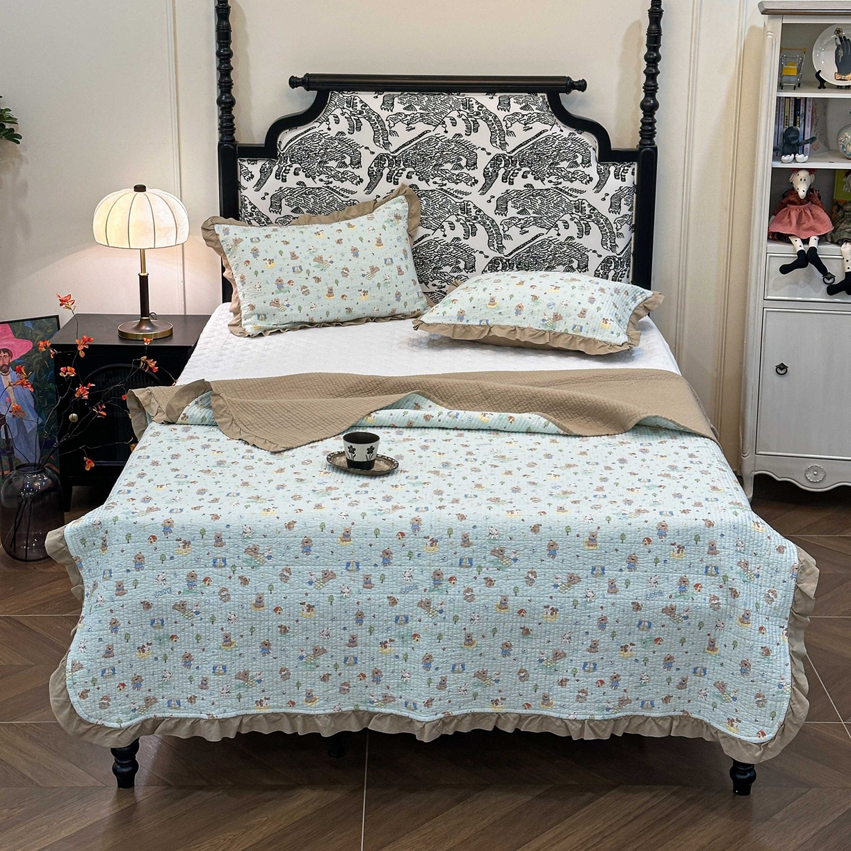 91家纺网 家纺一手货源 找家纺 床盖工厂店 2026新款小花边双面全棉填充棉花床盖三件套 柯基小镇