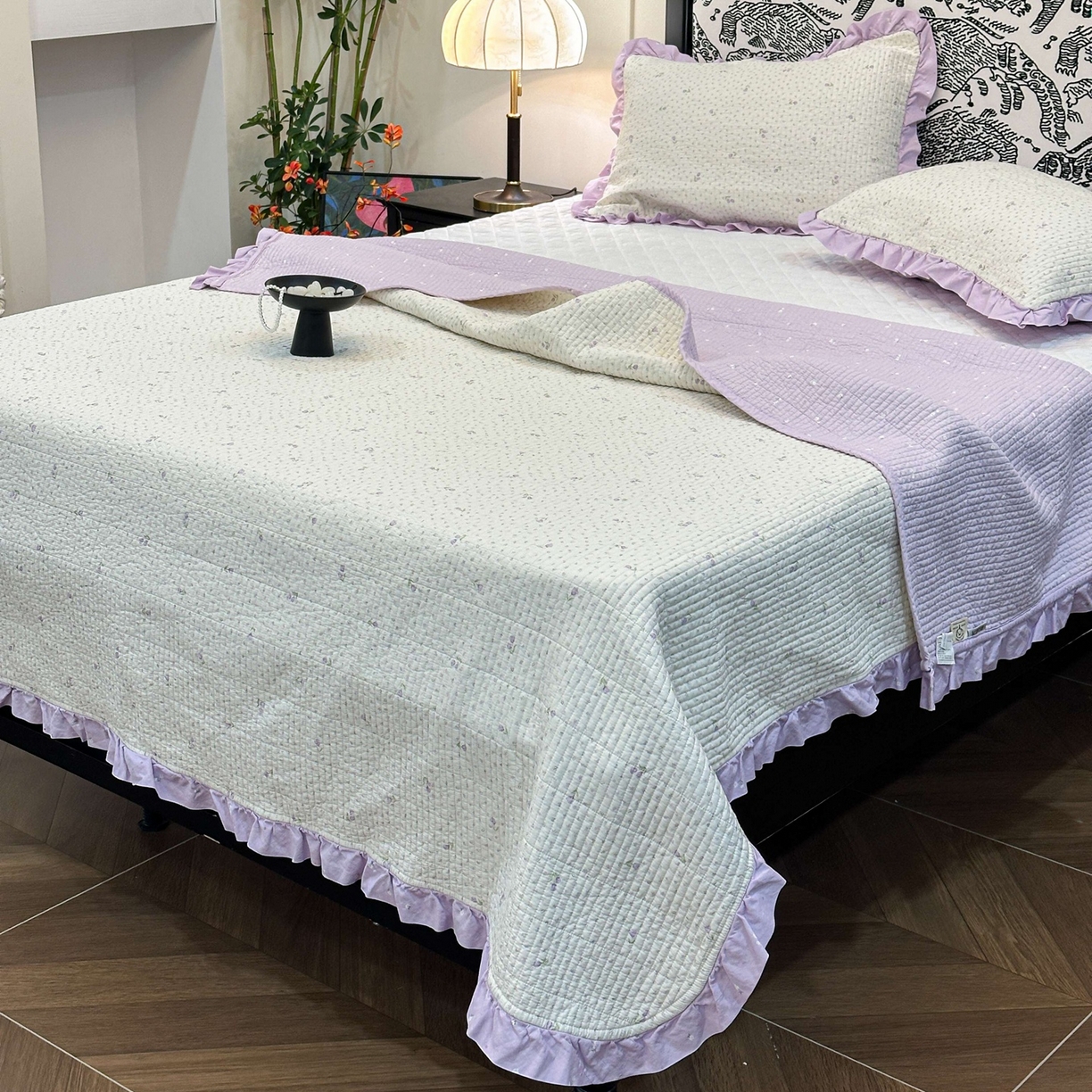 床盖工厂店 2026新款小花边双面全棉填充棉花床盖三件套 花下诗页