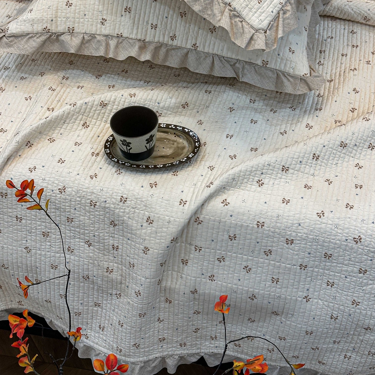 91家纺网 家纺一手货源 找家纺 床盖工厂店 2026新款小花边双面全棉填充棉花床盖三件套 曼城蝴蝶