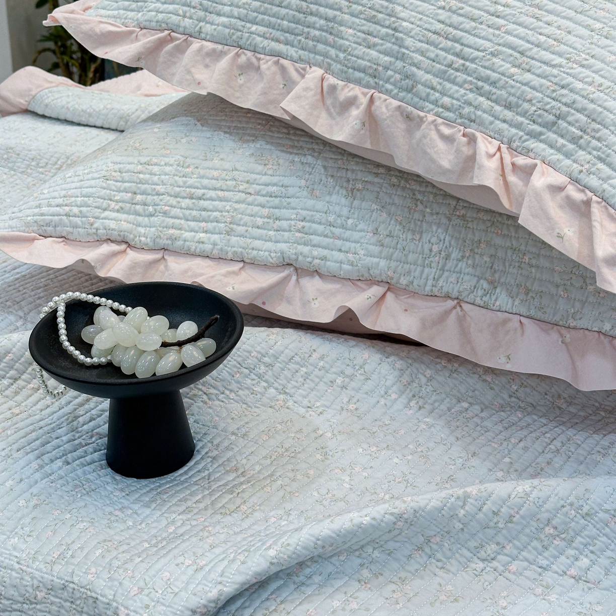 91家纺网 家纺一手货源 找家纺 床盖工厂店 2026新款小花边双面全棉填充棉花床盖三件套 若芷嫣（绿）