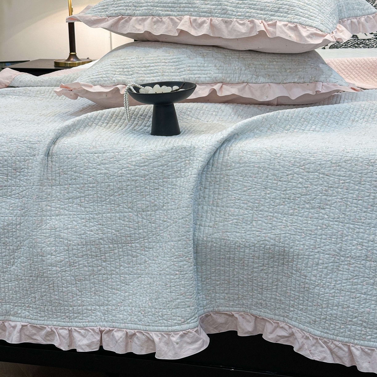 91家纺网 家纺一手货源 找家纺 床盖工厂店 2026新款小花边双面全棉填充棉花床盖三件套 若芷嫣（绿）