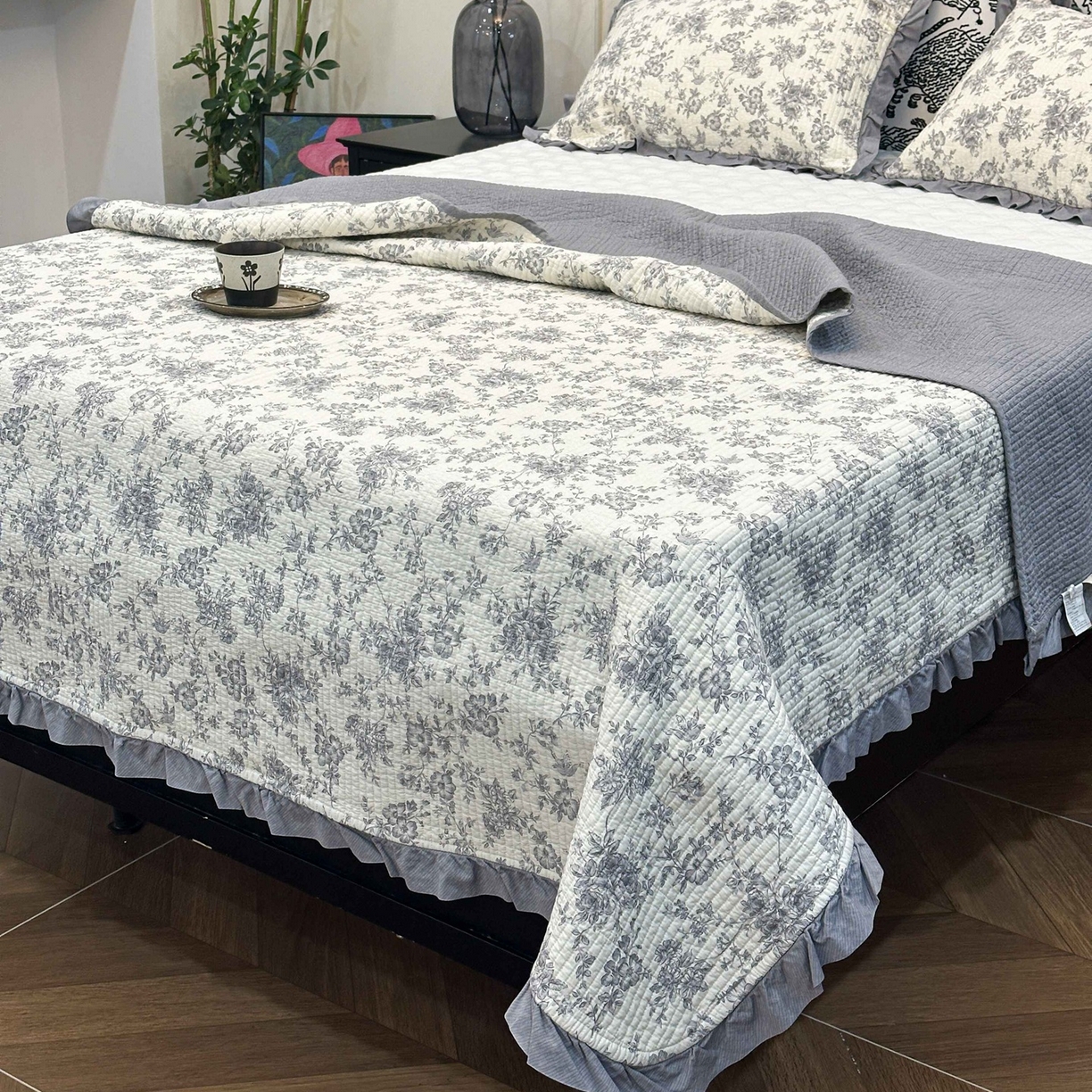 床盖工厂店 2026新款小花边双面全棉填充棉花床盖三件套 洛莉