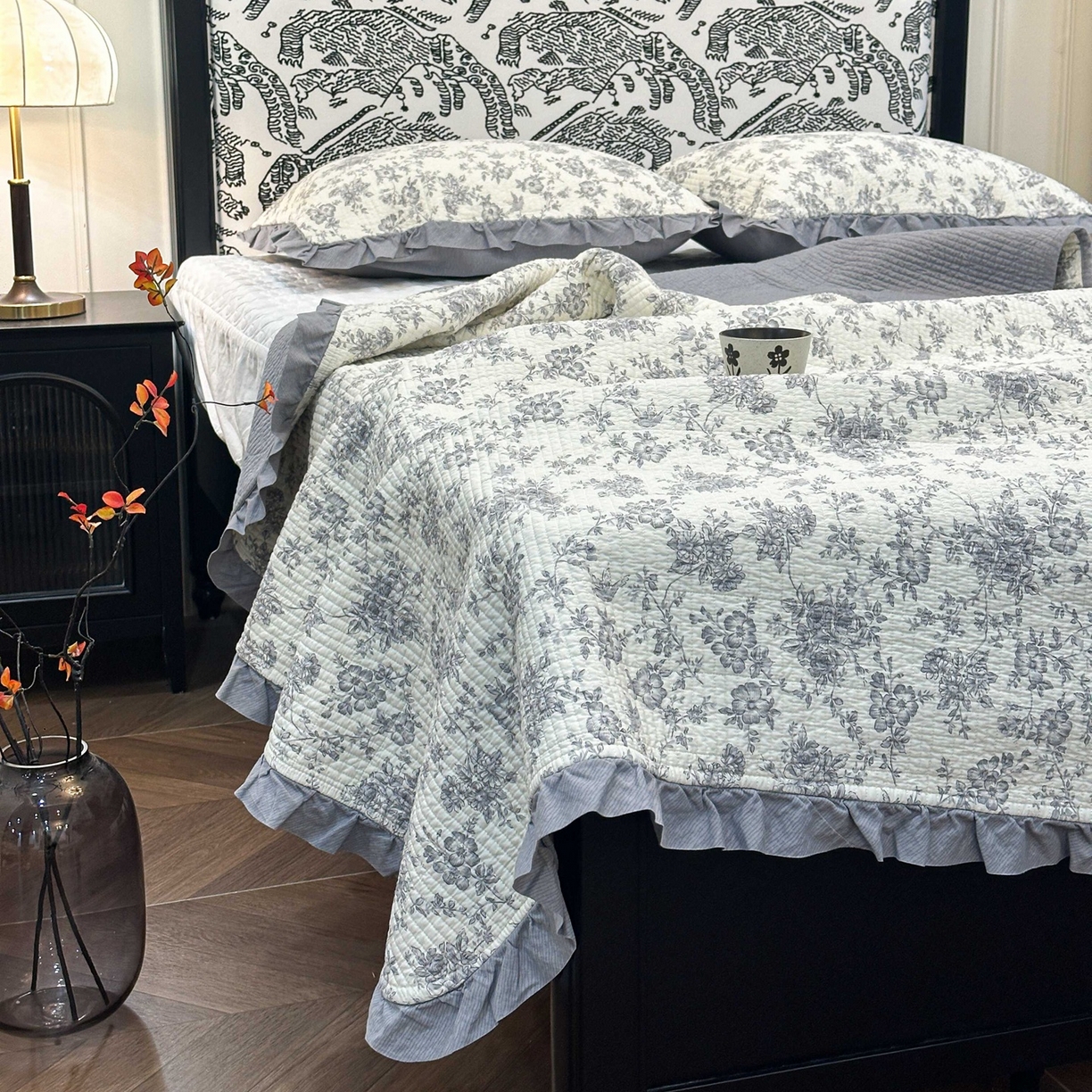 91家纺网 家纺一手货源 找家纺 床盖工厂店 2026新款小花边双面全棉填充棉花床盖三件套 洛莉