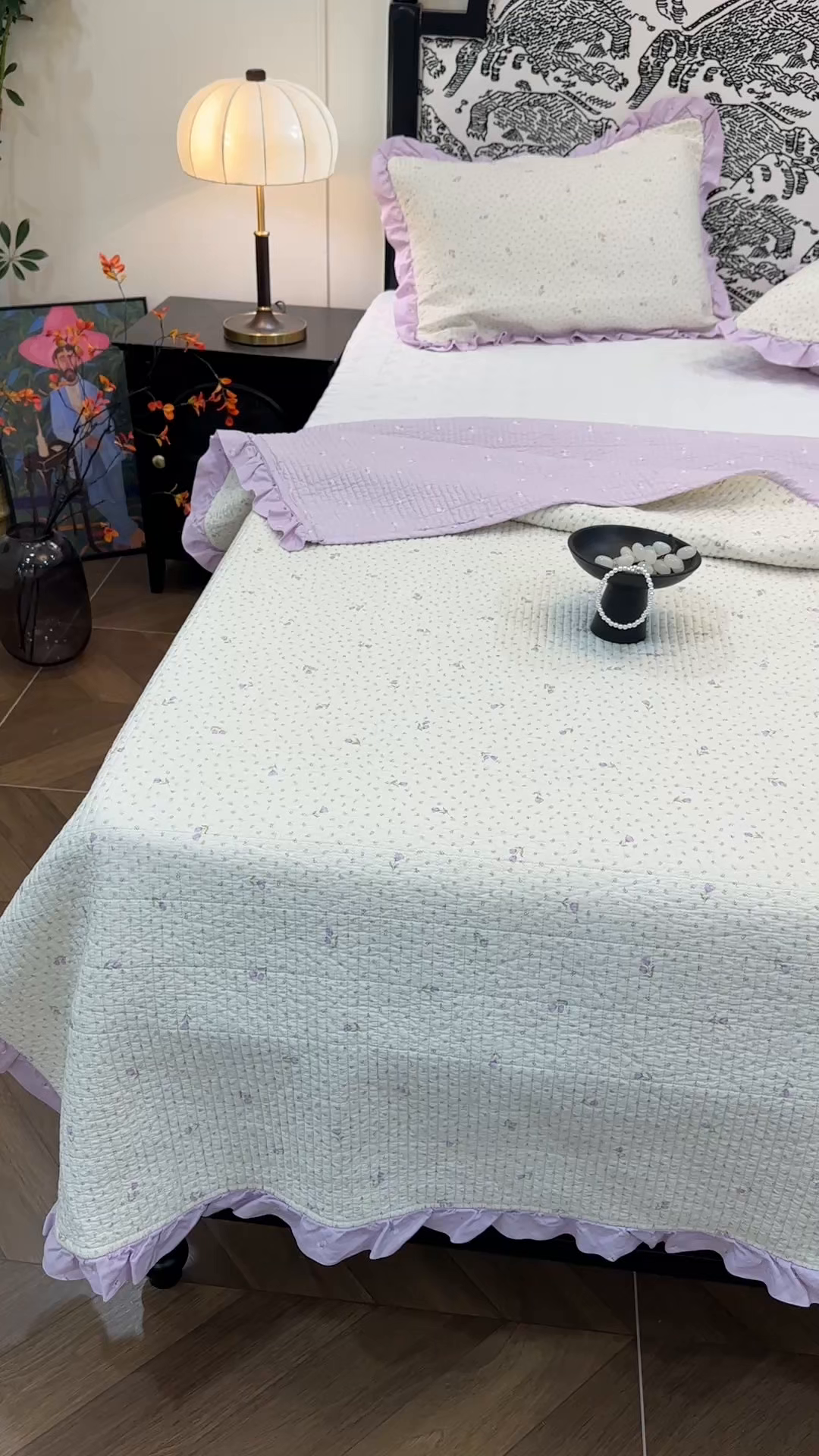 91家纺网 家纺一手货源 找家纺 床盖工厂店 2026新款小花边双面全棉填充棉花床盖三件套 花下诗页