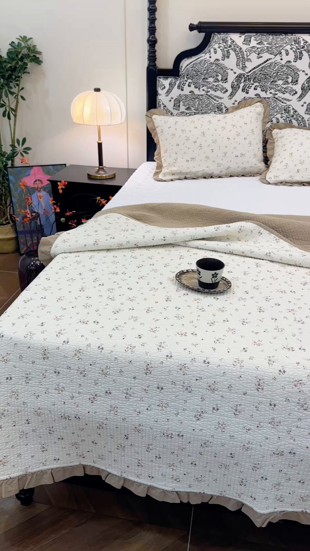 91家纺网 家纺一手货源 找家纺 床盖工厂店 2026新款小花边双面全棉填充棉花床盖三件套 风雅小筑（咖）