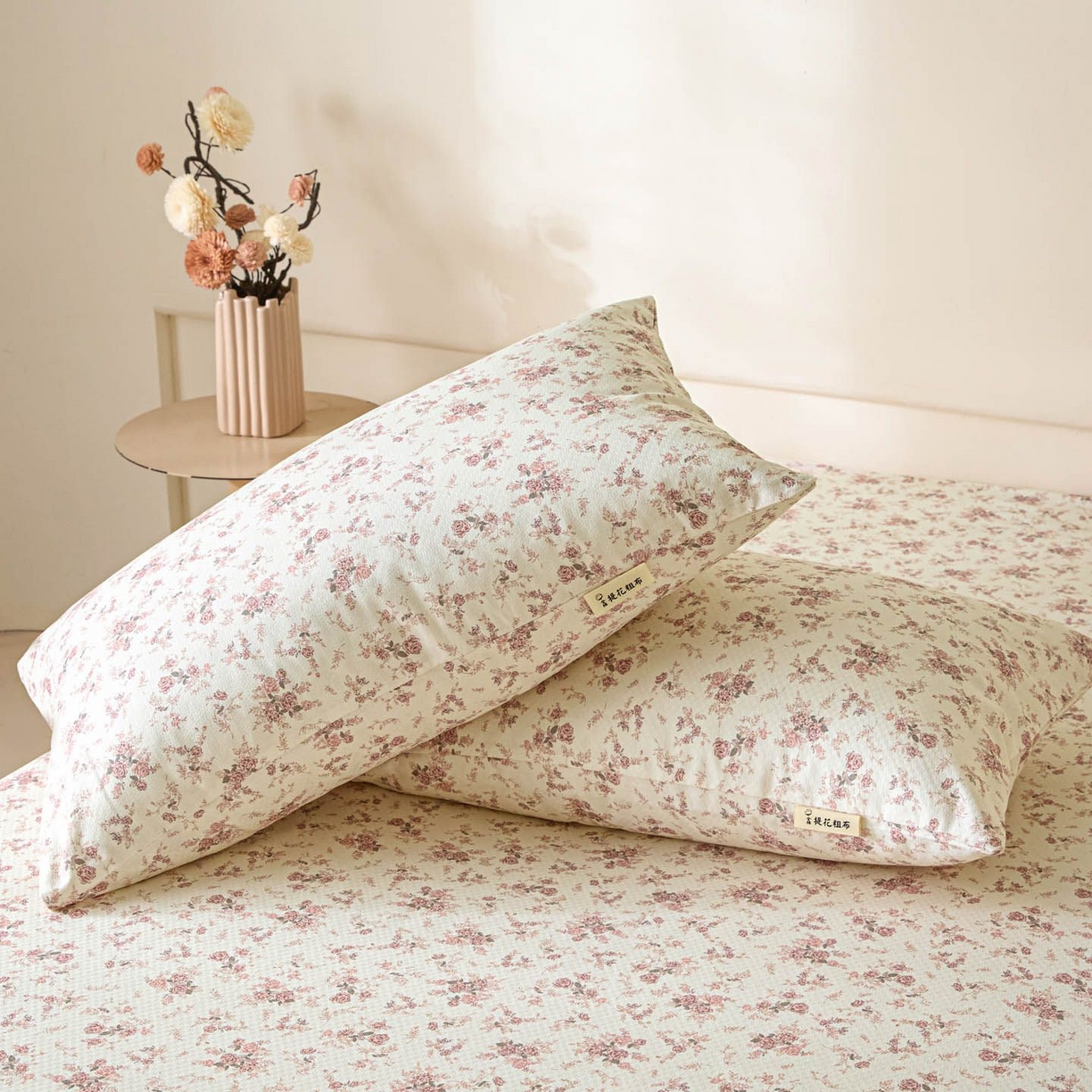 91家纺网 家纺一手货源 找家纺 涵宸家纺 2026新款全棉提花老粗布-单枕套 枕套-粉色恋人