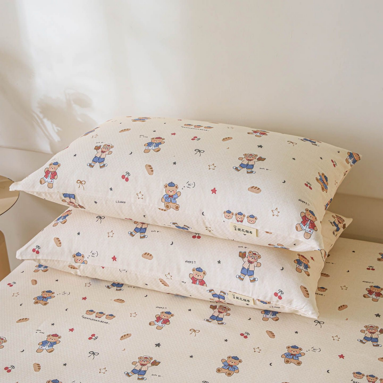 91家纺网 家纺一手货源 找家纺 涵宸家纺 2026新款全棉提花老粗布-单枕套 枕套-活力熊