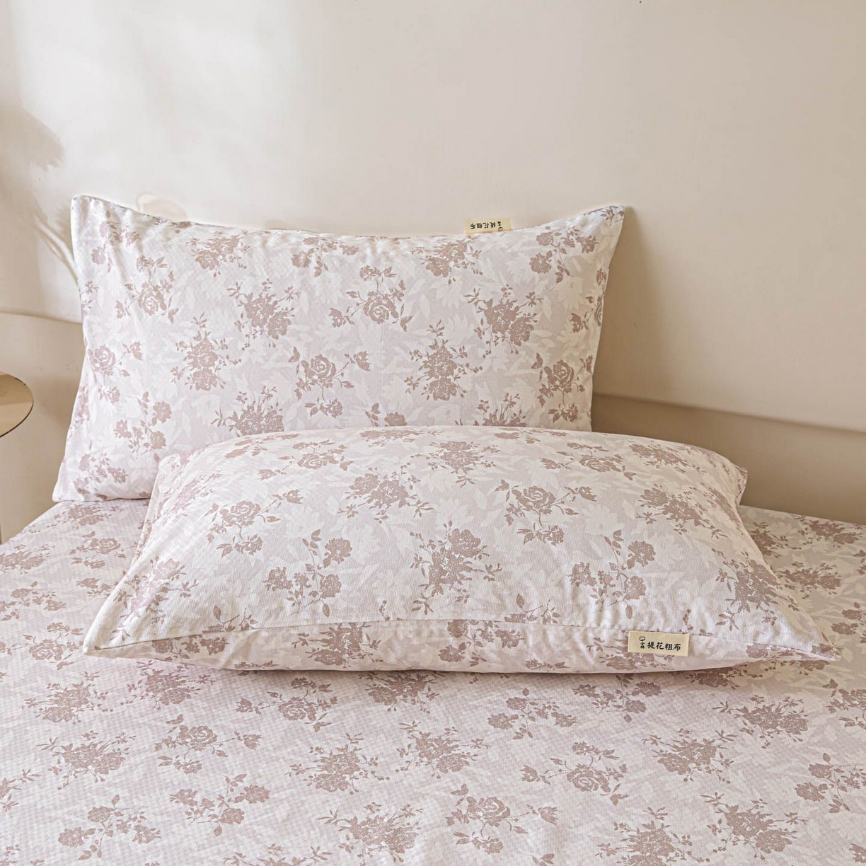 91家纺网 家纺一手货源 找家纺 涵宸家纺 2026新款全棉提花老粗布-单枕套 枕套-暖花甜梦