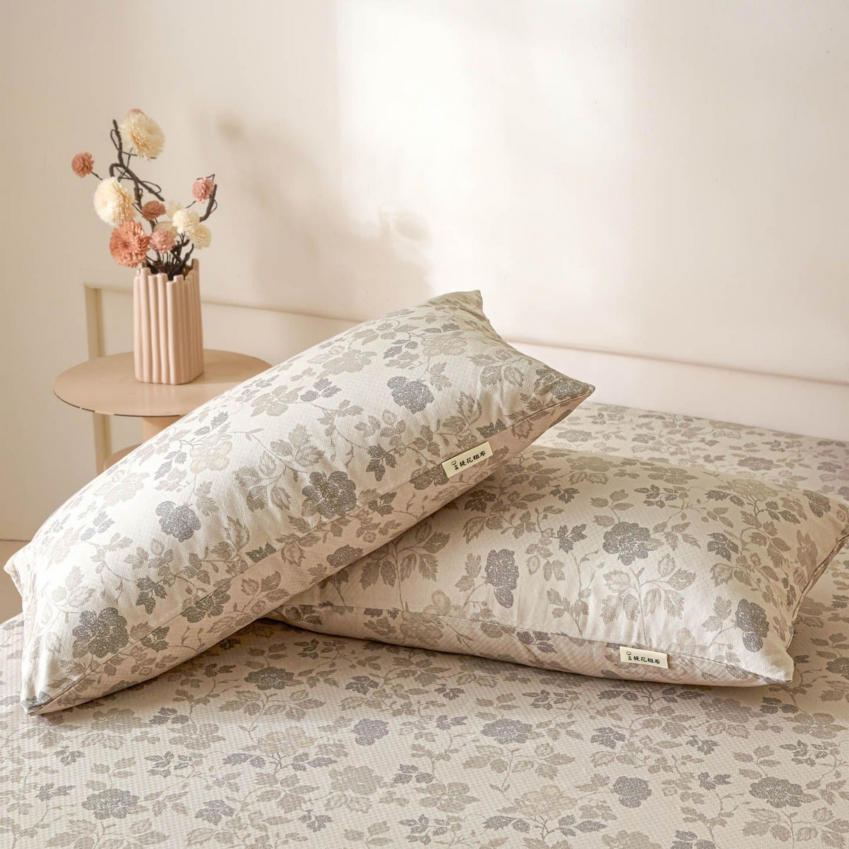 91家纺网 家纺一手货源 找家纺 涵宸家纺 2026新款全棉提花老粗布-单枕套 枕套-藤间花