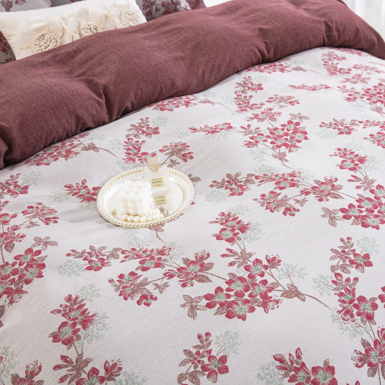 91家纺网 家纺一手货源 找家纺 （总）双层纱家居 2025新款临江仙-粉全棉纯棉色织提花纽扣款四件套