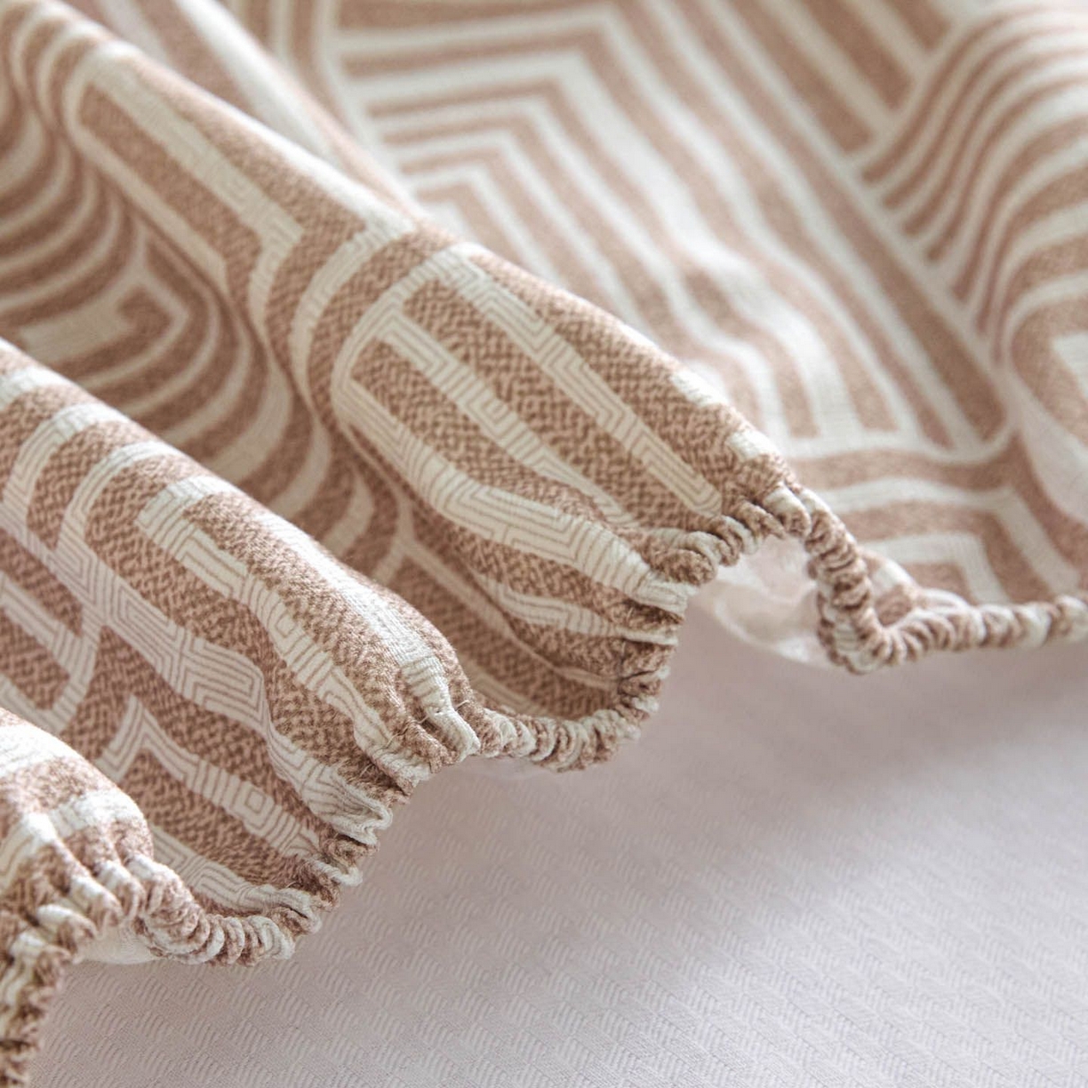 91家纺网 家纺一手货源 找家纺 涵宸家纺 2026新款全棉提花老粗布-单床笠 床笠-格序