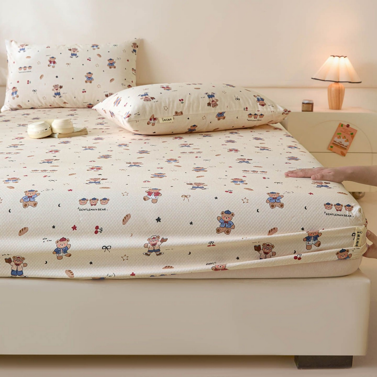 91家纺网 家纺一手货源 找家纺 涵宸家纺 2026新款全棉提花老粗布-单床笠 床笠-活力熊