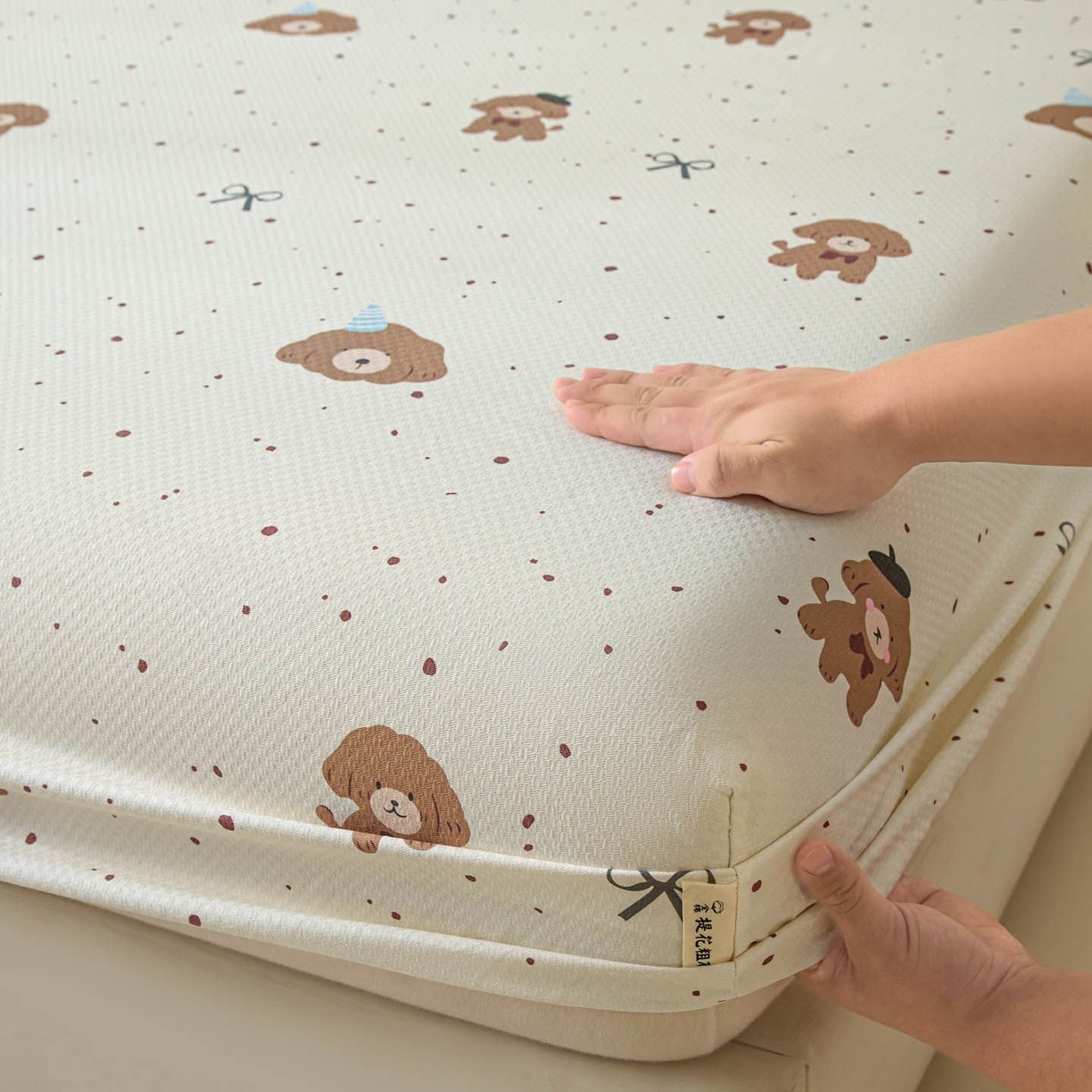 91家纺网 家纺一手货源 找家纺 涵宸家纺 2026新款全棉提花老粗布-单床笠 床笠-萌犬礼