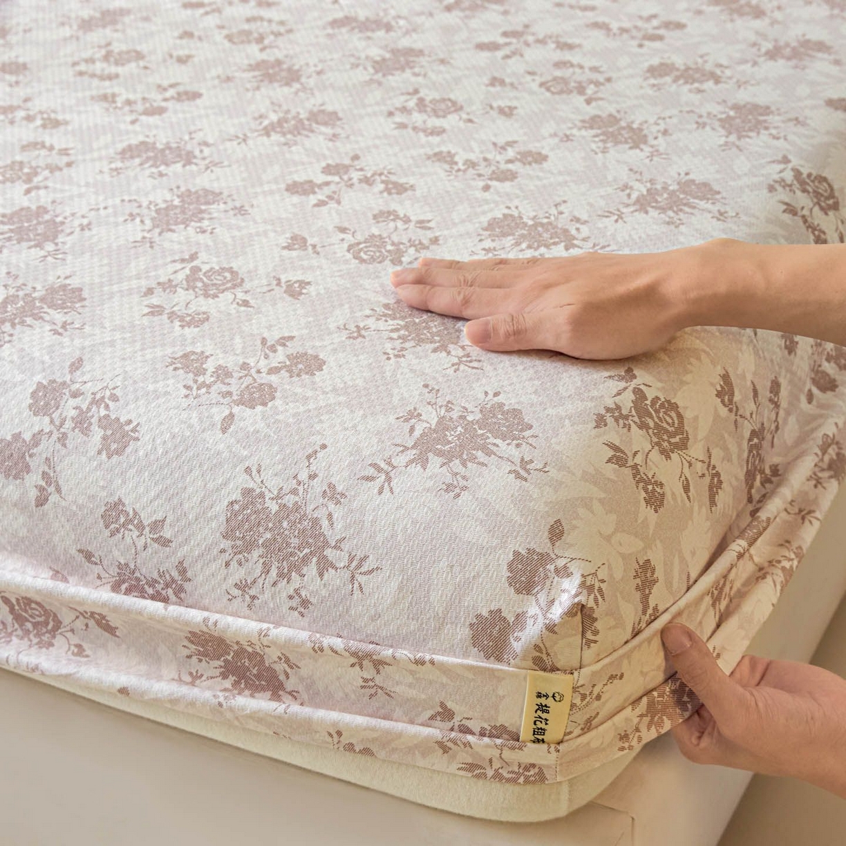 91家纺网 家纺一手货源 找家纺 涵宸家纺 2026新款全棉提花老粗布-单床笠 床笠-暖花甜梦