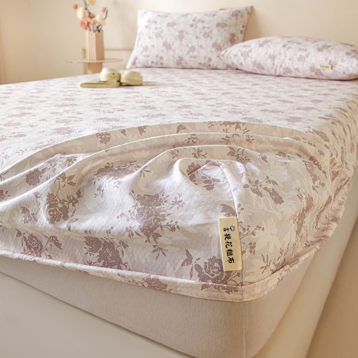 91家纺网 家纺一手货源 找家纺 涵宸家纺 2026新款全棉提花老粗布-单床笠 床笠-暖花甜梦