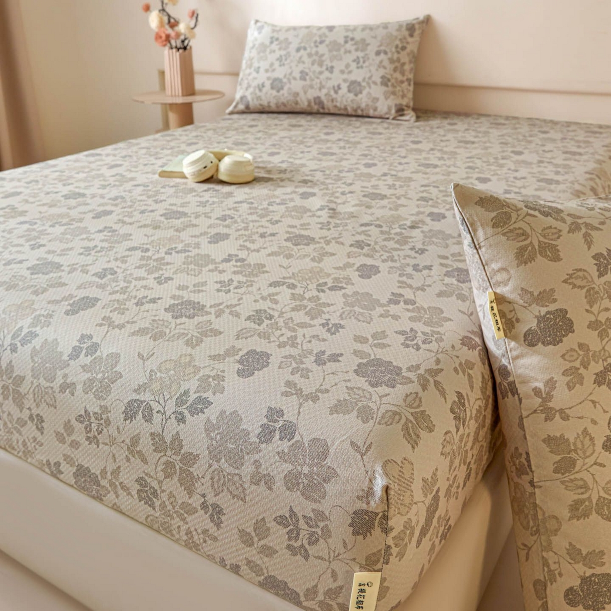 91家纺网 家纺一手货源 找家纺 涵宸家纺 2026新款全棉提花老粗布-单床笠 床笠-藤间花