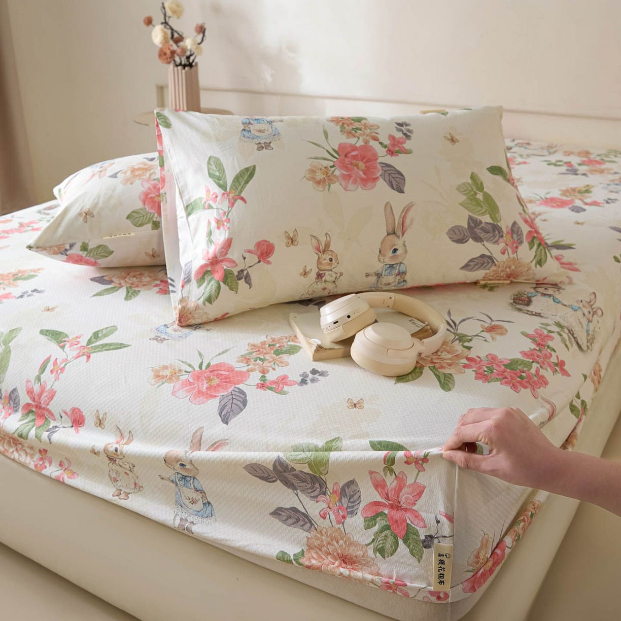 91家纺网 家纺一手货源 找家纺 涵宸家纺 2026新款全棉提花老粗布-单床笠 床笠-兔伴花