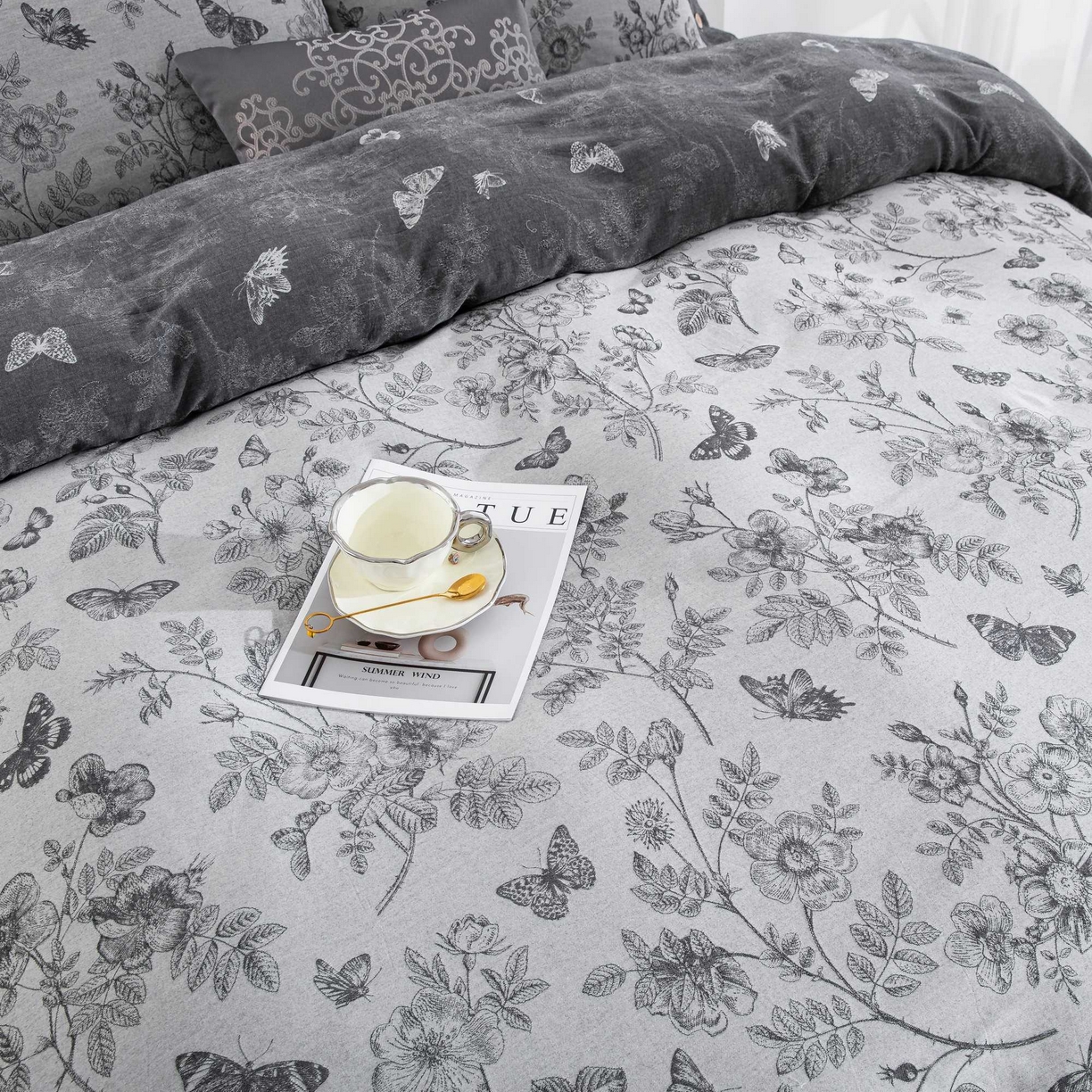 91家纺网 家纺一手货源 找家纺 （总）双层纱家居 2025新款全棉纯棉色织提花纽扣款四件套-羽花蝶