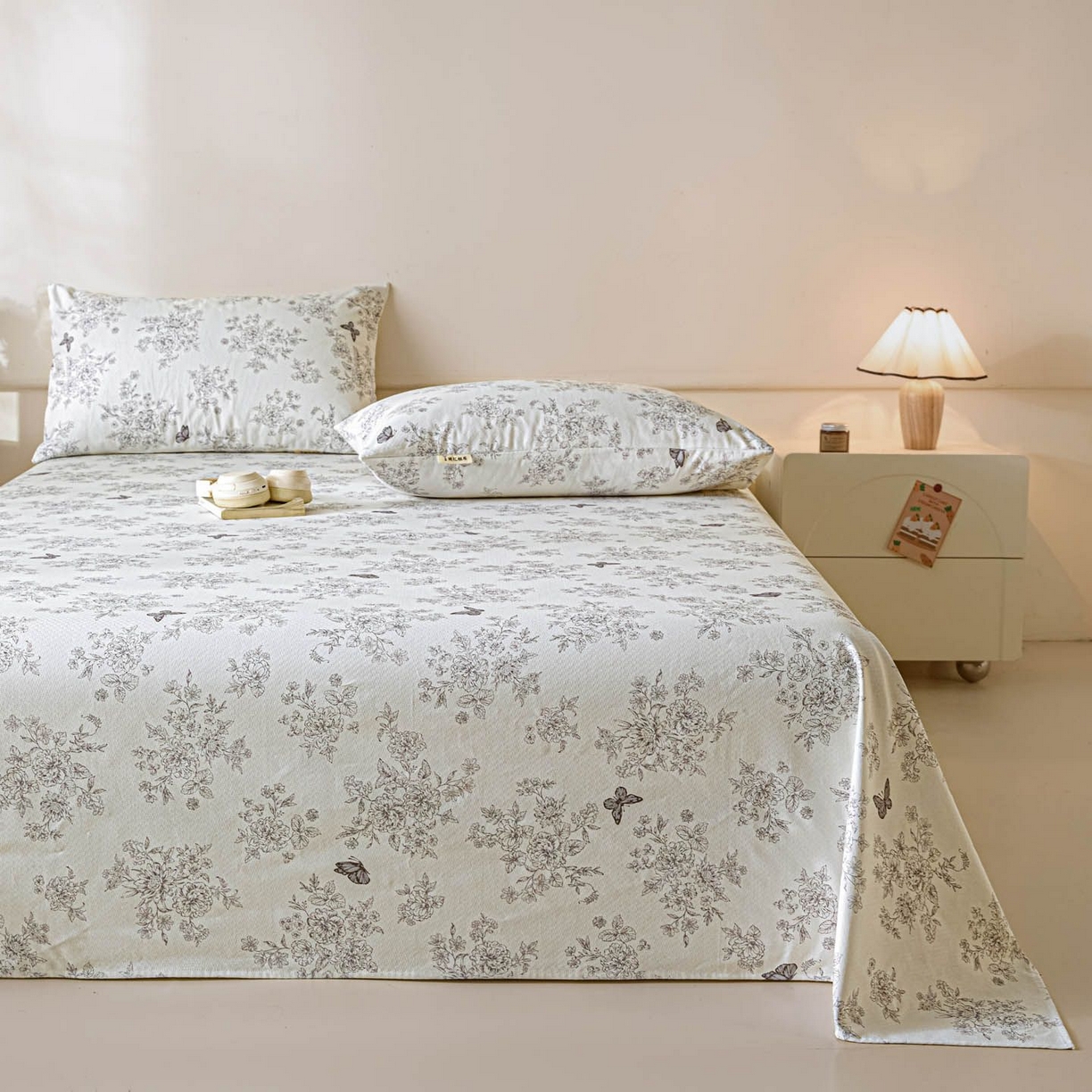 91家纺网 家纺一手货源 找家纺 涵宸家纺 2026新款全棉提花老粗布-单床单 床单-墨蝶