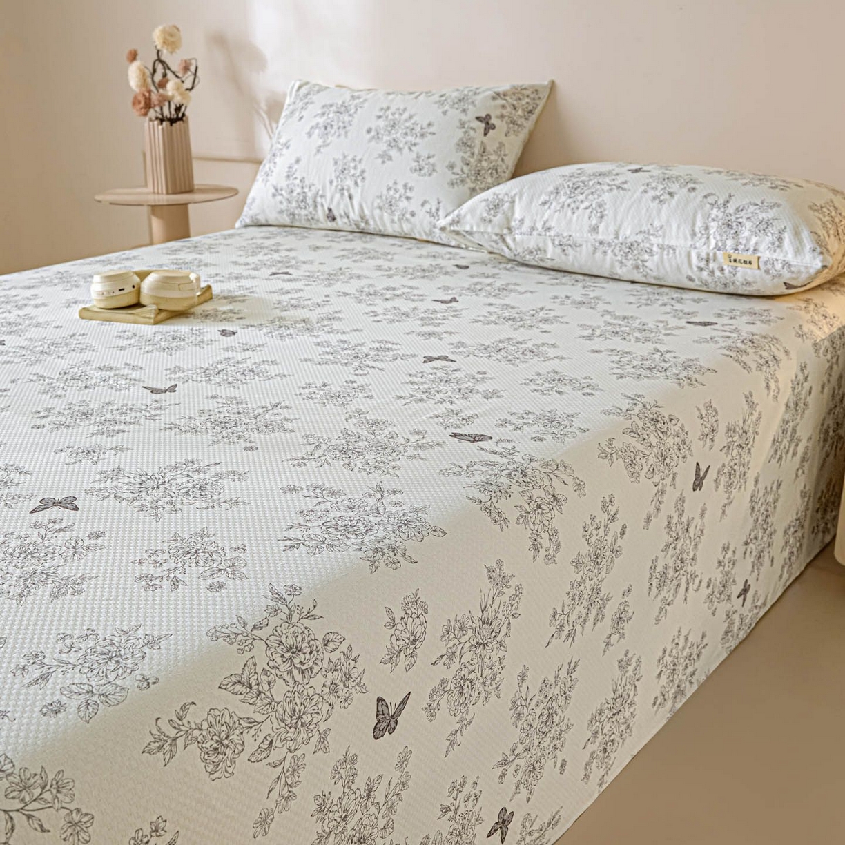 91家纺网 家纺一手货源 找家纺 涵宸家纺 2026新款全棉提花老粗布-单床单 床单-墨蝶