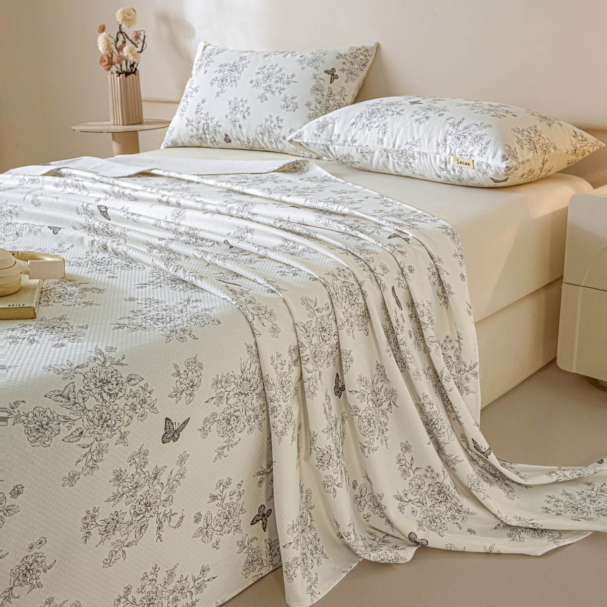 91家纺网 家纺一手货源 找家纺 涵宸家纺 2026新款全棉提花老粗布-单床单 床单-墨蝶