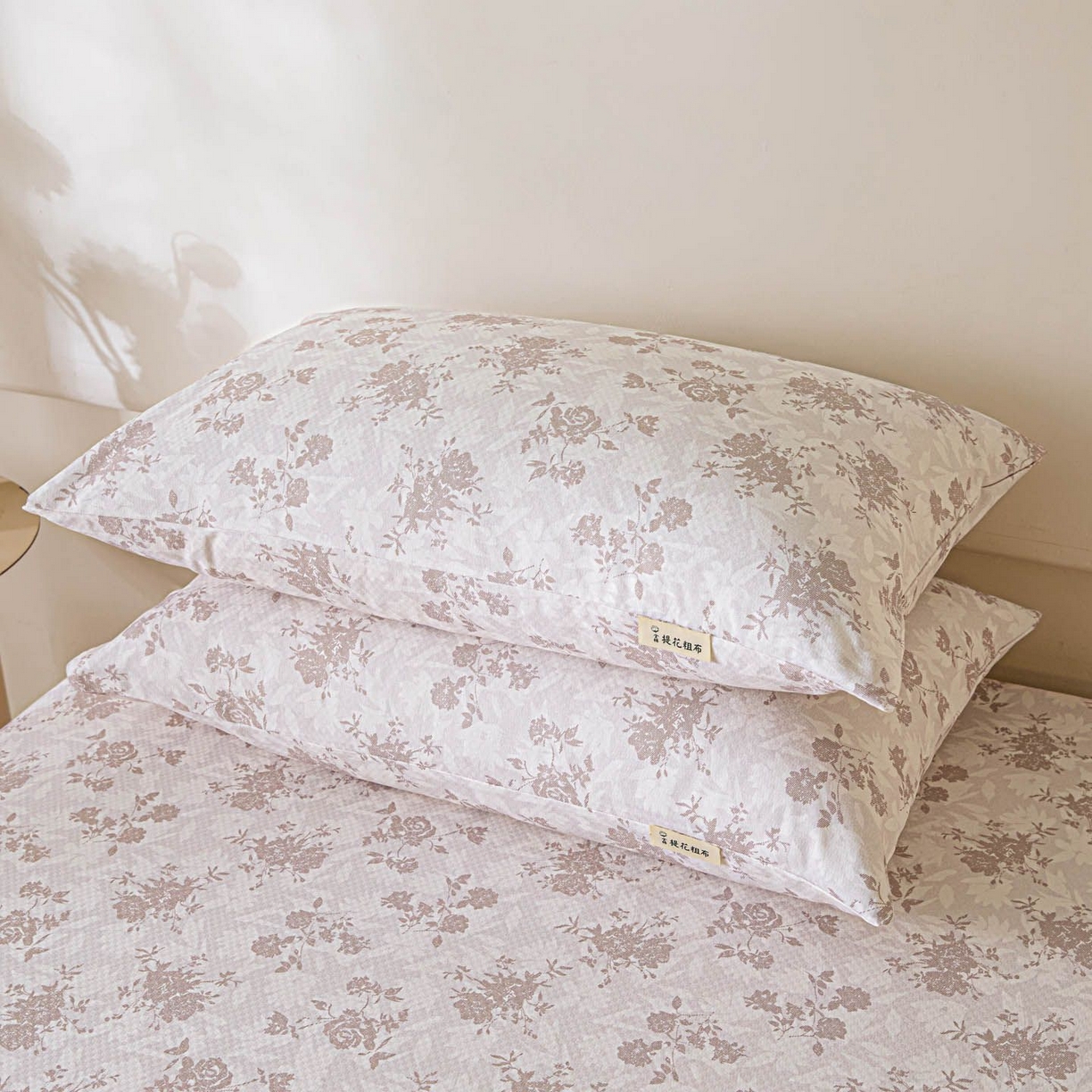 91家纺网 家纺一手货源 找家纺 涵宸家纺 2026新款全棉提花老粗布-单床单 床单-暖花甜梦